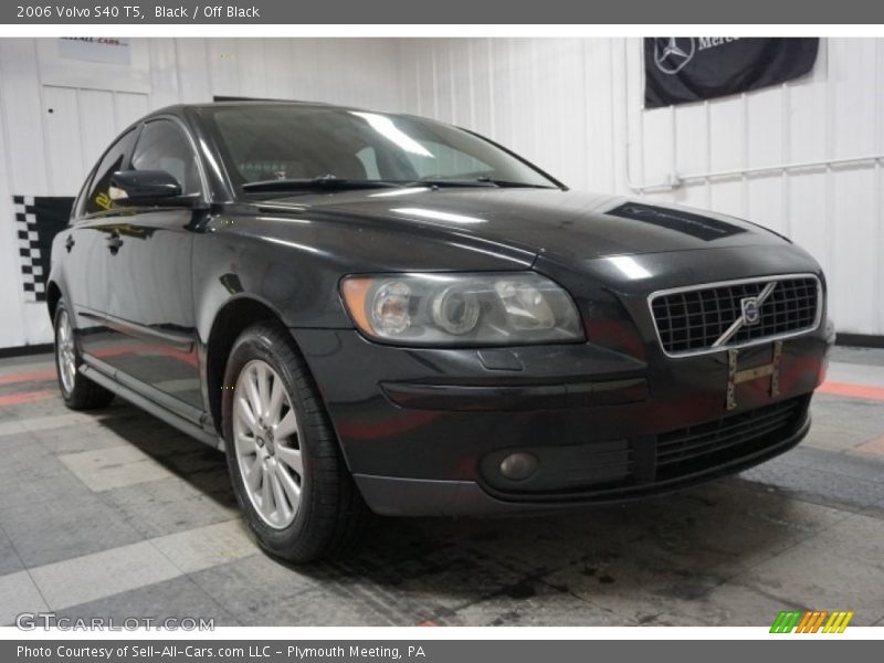 Black / Off Black 2006 Volvo S40 T5