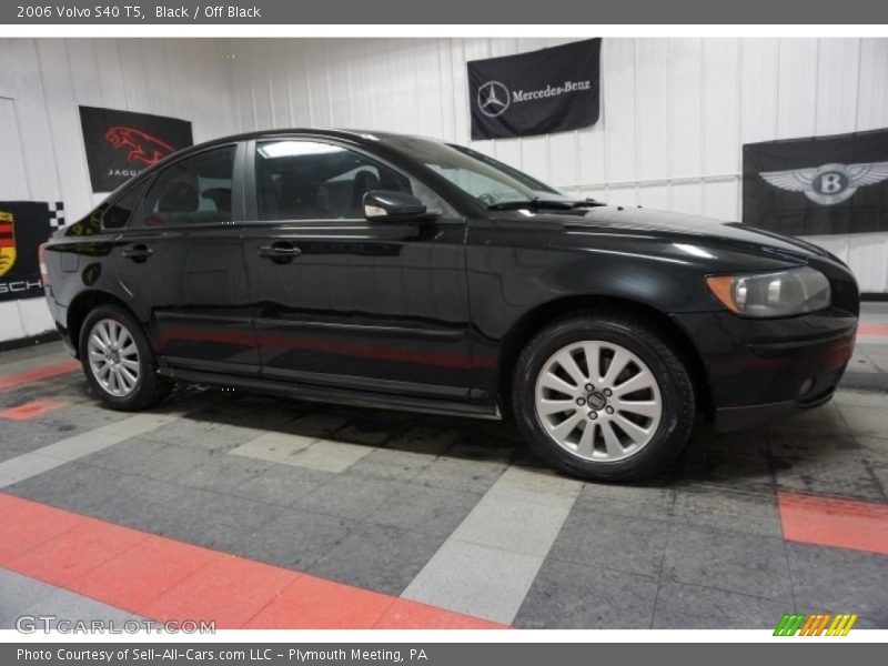 Black / Off Black 2006 Volvo S40 T5