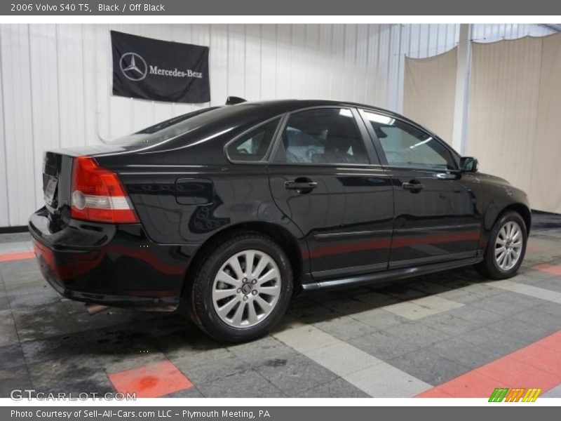 Black / Off Black 2006 Volvo S40 T5