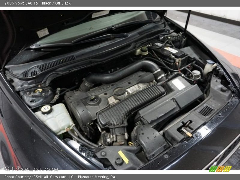 Black / Off Black 2006 Volvo S40 T5