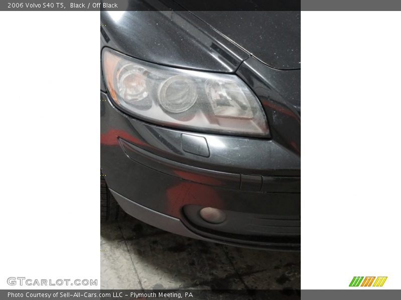 Black / Off Black 2006 Volvo S40 T5