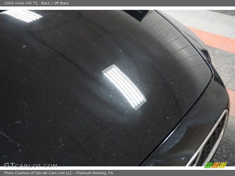 Black / Off Black 2006 Volvo S40 T5