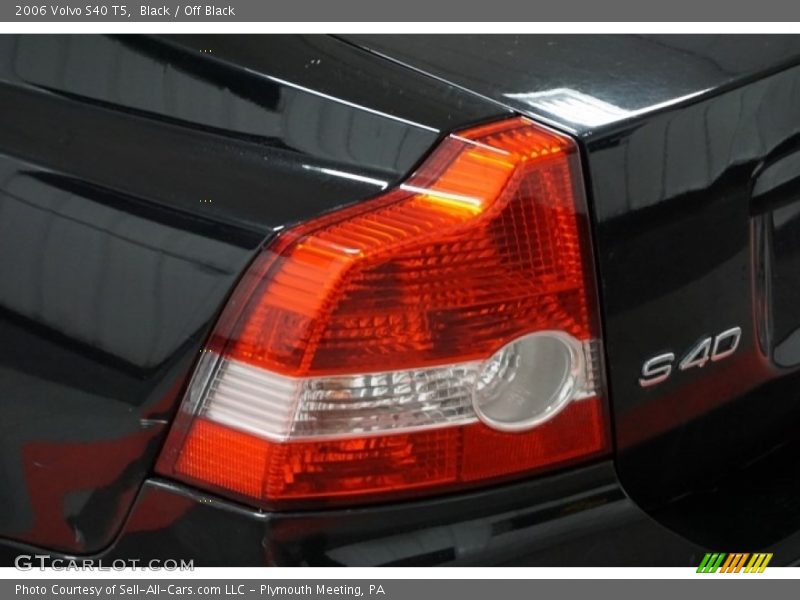 Black / Off Black 2006 Volvo S40 T5