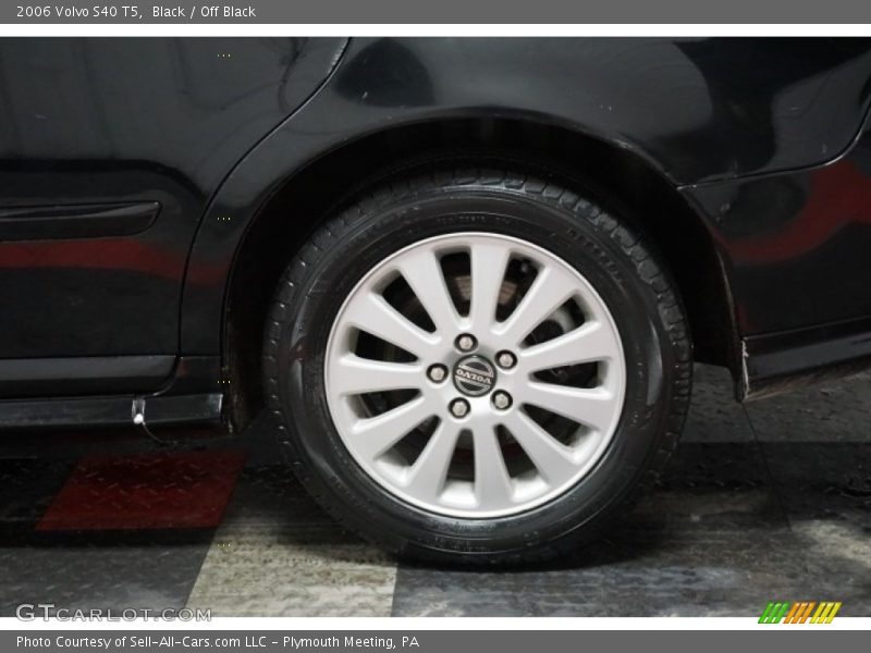 Black / Off Black 2006 Volvo S40 T5