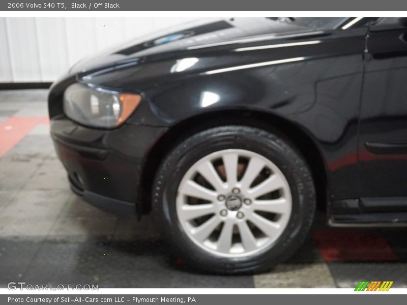 Black / Off Black 2006 Volvo S40 T5