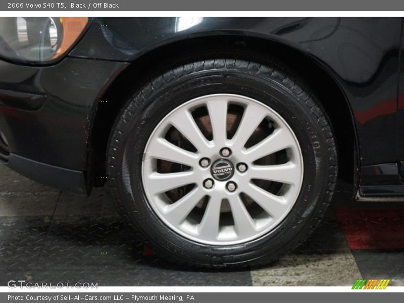Black / Off Black 2006 Volvo S40 T5