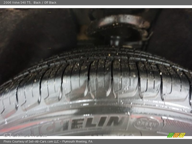 Black / Off Black 2006 Volvo S40 T5