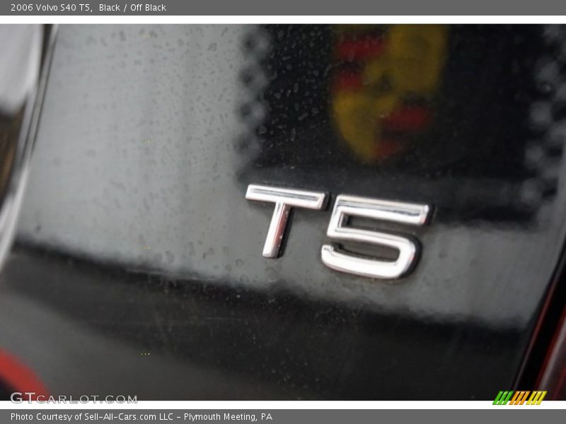 Black / Off Black 2006 Volvo S40 T5