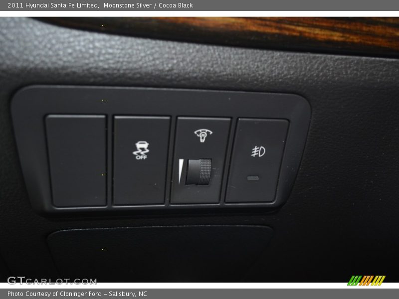 Moonstone Silver / Cocoa Black 2011 Hyundai Santa Fe Limited