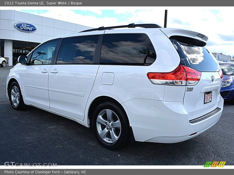 Super White / Bisque 2013 Toyota Sienna LE