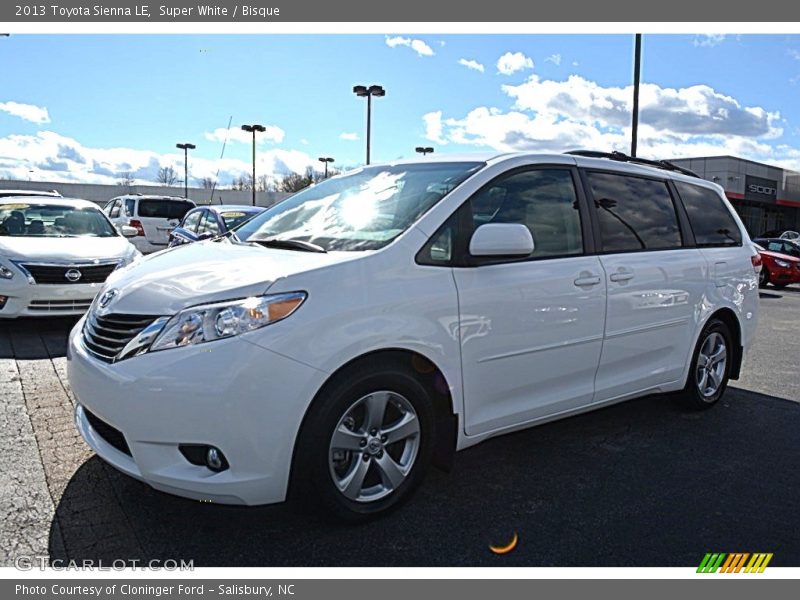 Super White / Bisque 2013 Toyota Sienna LE