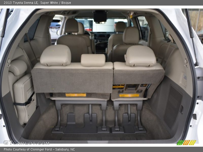 Super White / Bisque 2013 Toyota Sienna LE