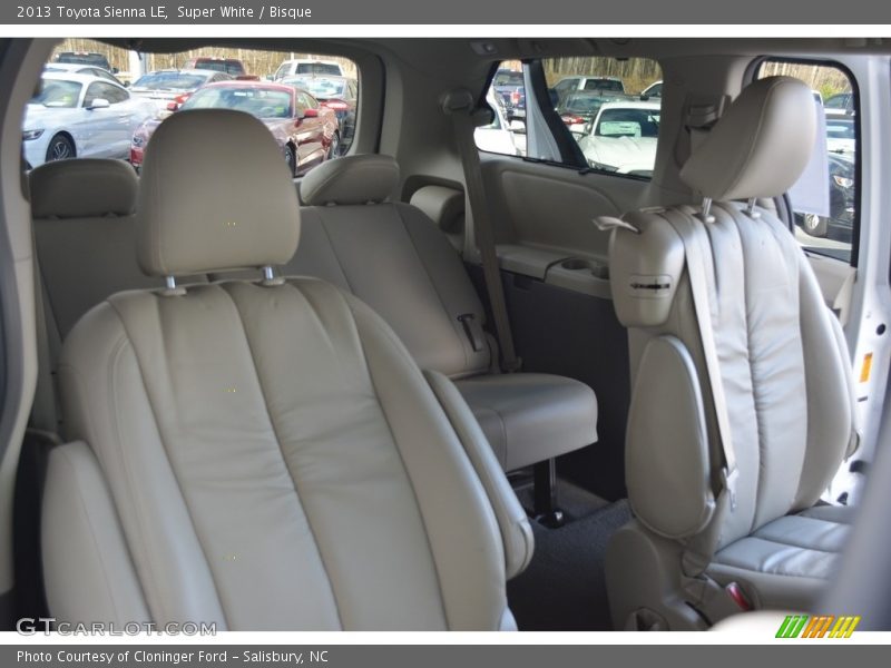 Super White / Bisque 2013 Toyota Sienna LE