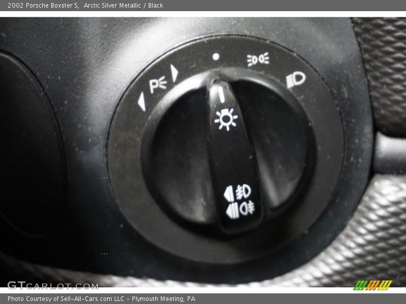 Arctic Silver Metallic / Black 2002 Porsche Boxster S