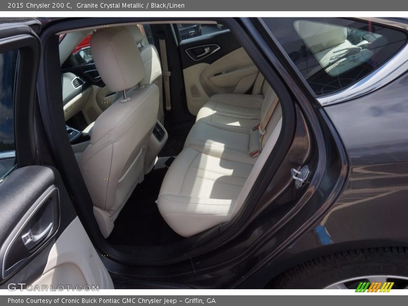Granite Crystal Metallic / Black/Linen 2015 Chrysler 200 C