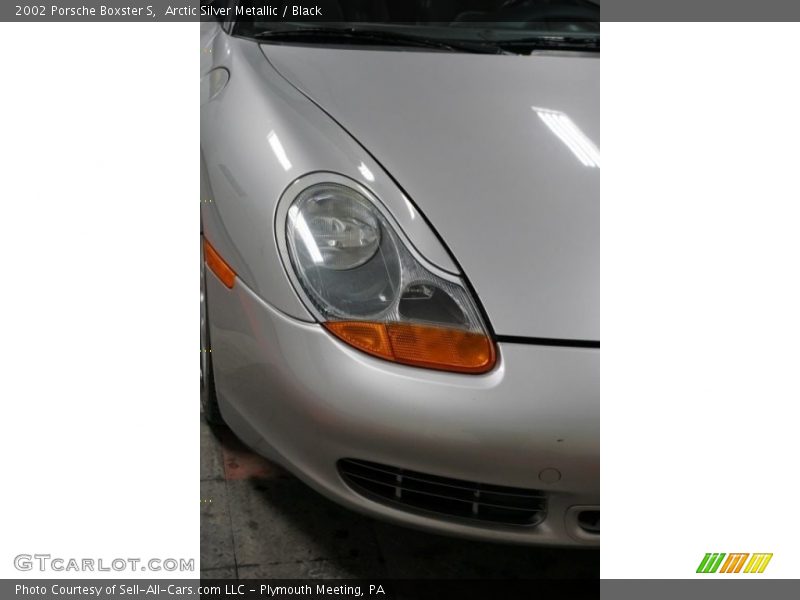 Arctic Silver Metallic / Black 2002 Porsche Boxster S