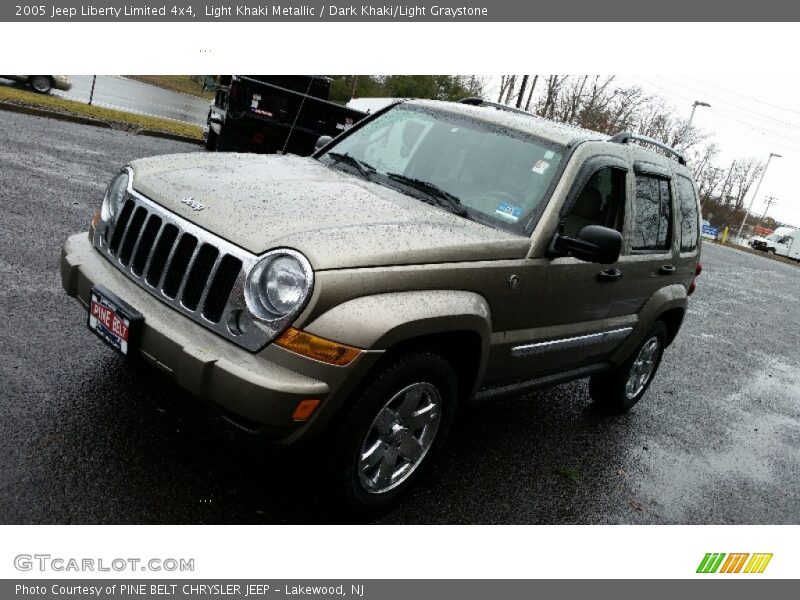 Light Khaki Metallic / Dark Khaki/Light Graystone 2005 Jeep Liberty Limited 4x4