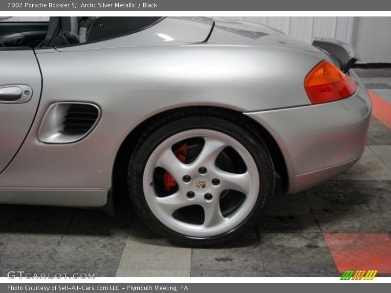 Arctic Silver Metallic / Black 2002 Porsche Boxster S