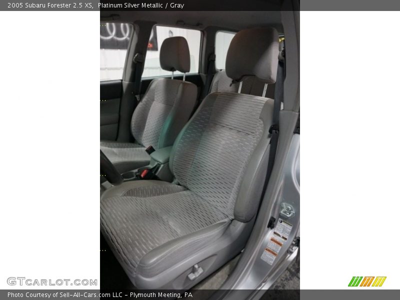 Platinum Silver Metallic / Gray 2005 Subaru Forester 2.5 XS