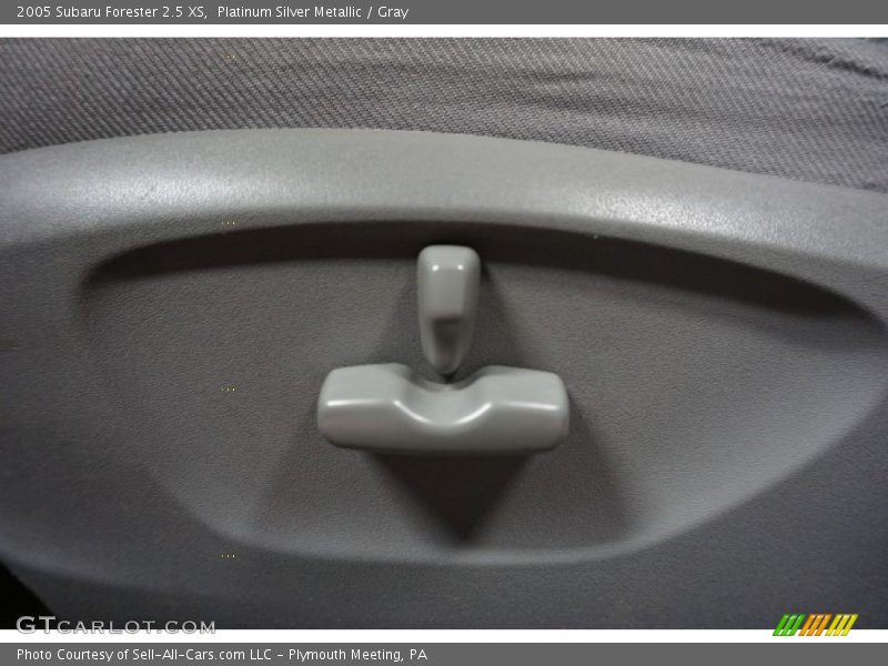 Platinum Silver Metallic / Gray 2005 Subaru Forester 2.5 XS