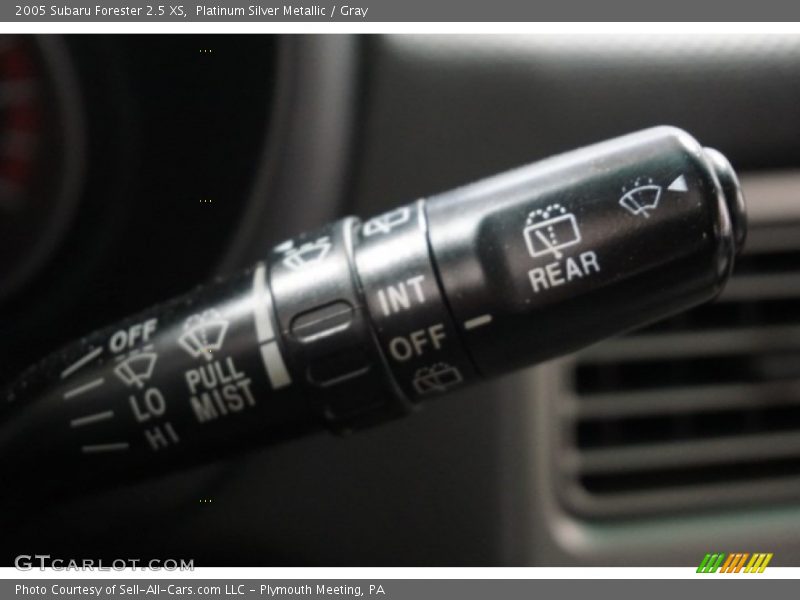 Platinum Silver Metallic / Gray 2005 Subaru Forester 2.5 XS