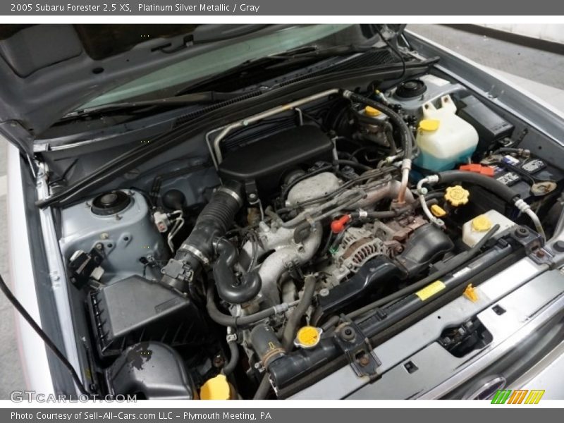 Platinum Silver Metallic / Gray 2005 Subaru Forester 2.5 XS