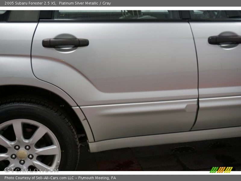 Platinum Silver Metallic / Gray 2005 Subaru Forester 2.5 XS
