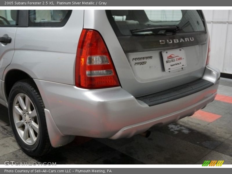 Platinum Silver Metallic / Gray 2005 Subaru Forester 2.5 XS