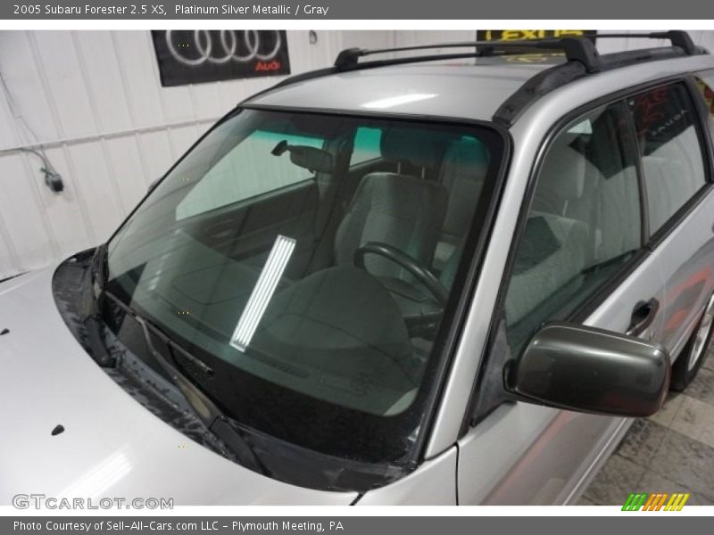Platinum Silver Metallic / Gray 2005 Subaru Forester 2.5 XS