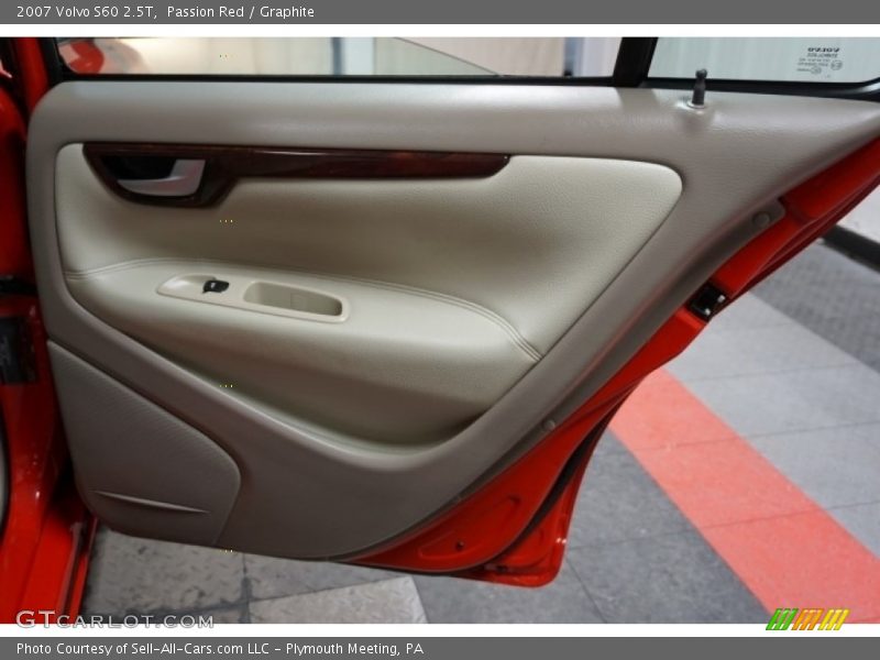 Passion Red / Graphite 2007 Volvo S60 2.5T