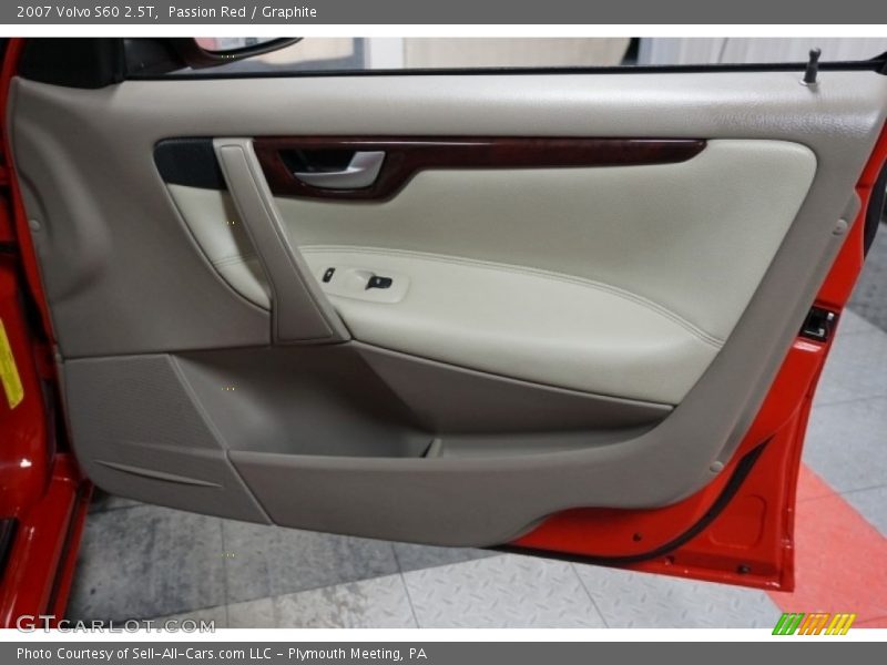 Passion Red / Graphite 2007 Volvo S60 2.5T