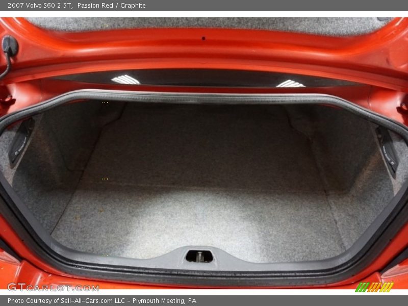 Passion Red / Graphite 2007 Volvo S60 2.5T