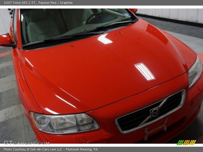 Passion Red / Graphite 2007 Volvo S60 2.5T