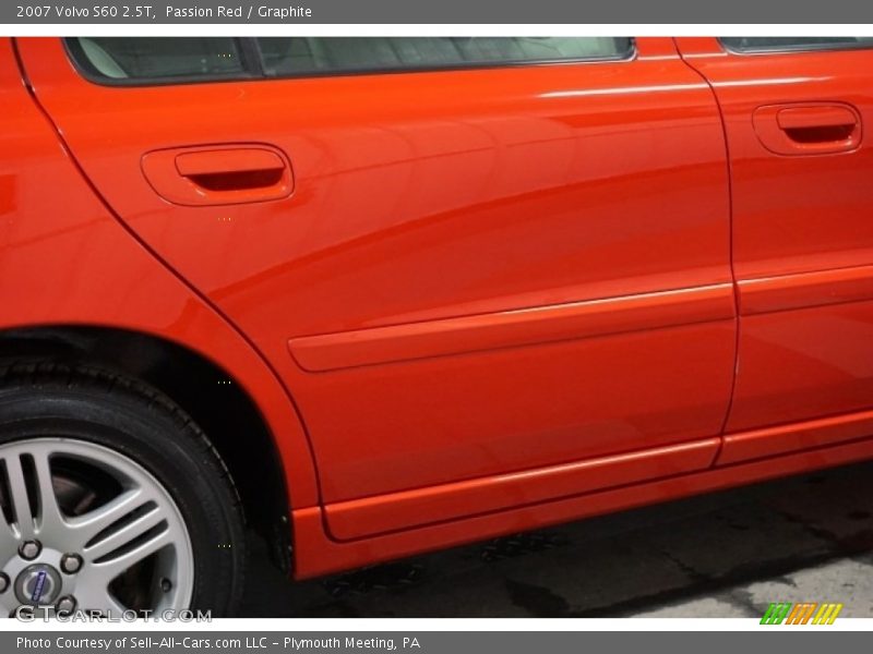 Passion Red / Graphite 2007 Volvo S60 2.5T