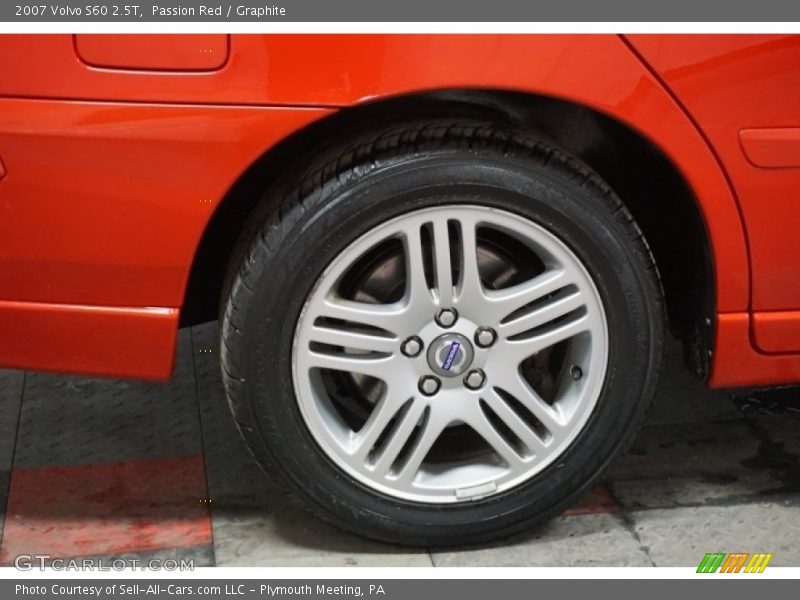 Passion Red / Graphite 2007 Volvo S60 2.5T