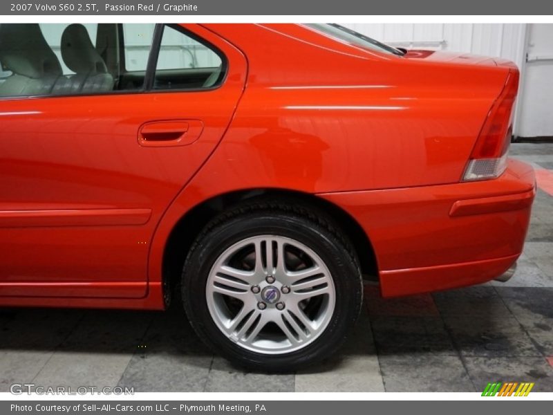 Passion Red / Graphite 2007 Volvo S60 2.5T
