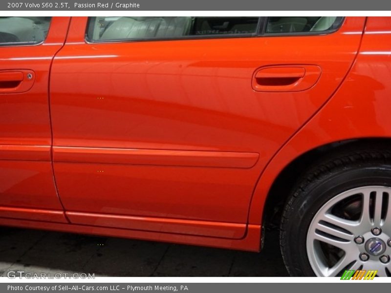 Passion Red / Graphite 2007 Volvo S60 2.5T