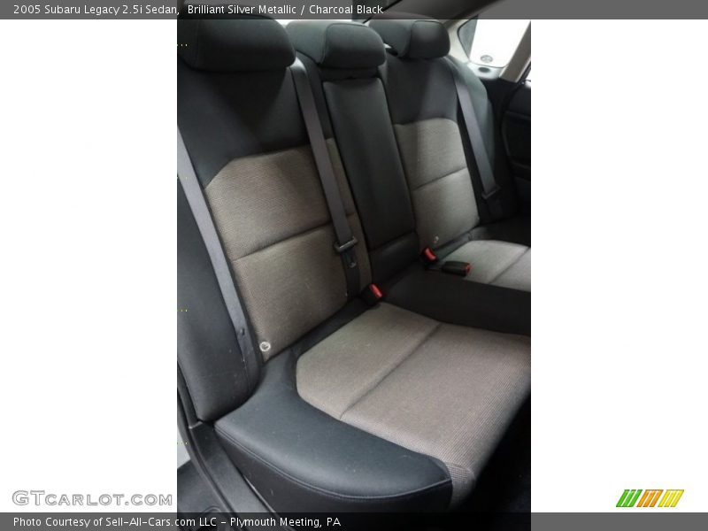 Brilliant Silver Metallic / Charcoal Black 2005 Subaru Legacy 2.5i Sedan