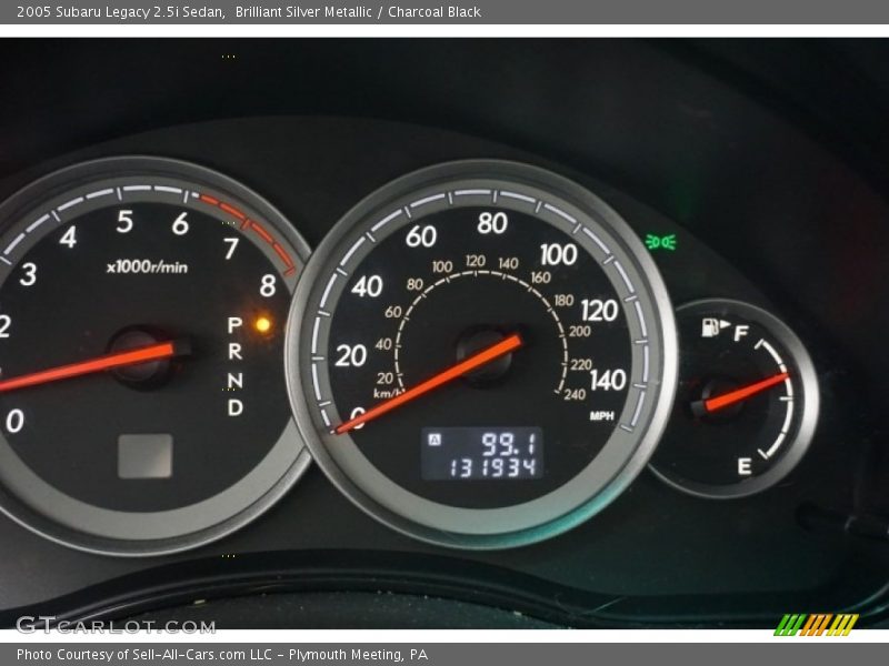 Brilliant Silver Metallic / Charcoal Black 2005 Subaru Legacy 2.5i Sedan