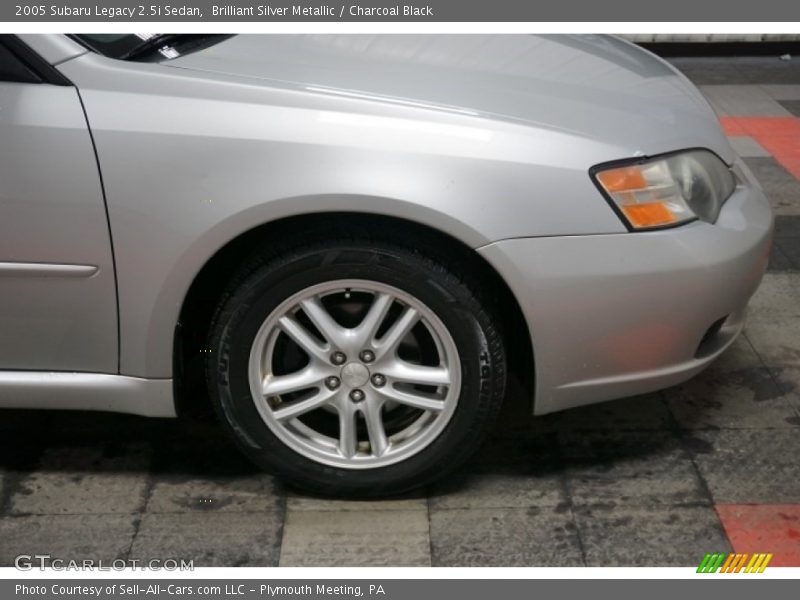 Brilliant Silver Metallic / Charcoal Black 2005 Subaru Legacy 2.5i Sedan