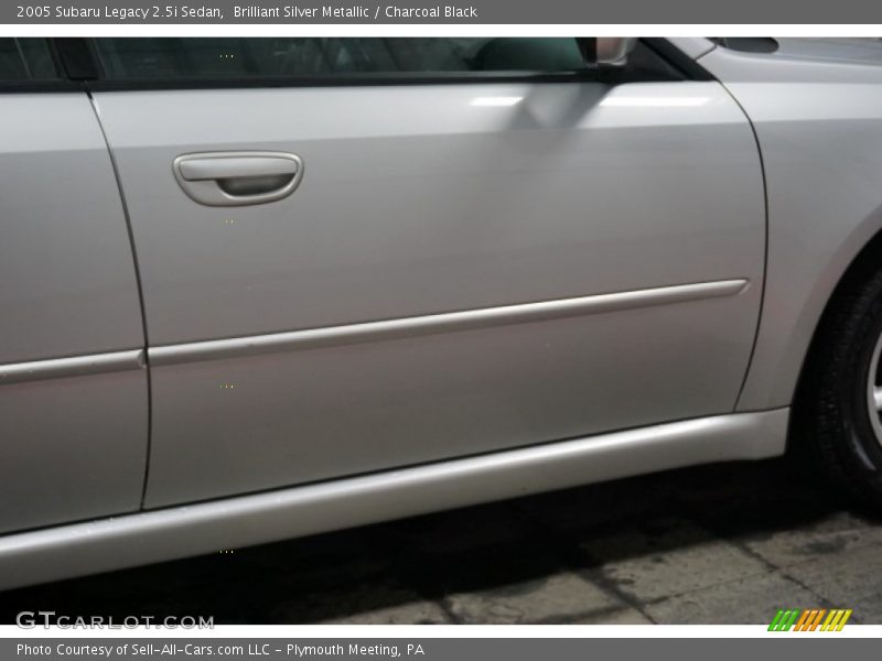 Brilliant Silver Metallic / Charcoal Black 2005 Subaru Legacy 2.5i Sedan