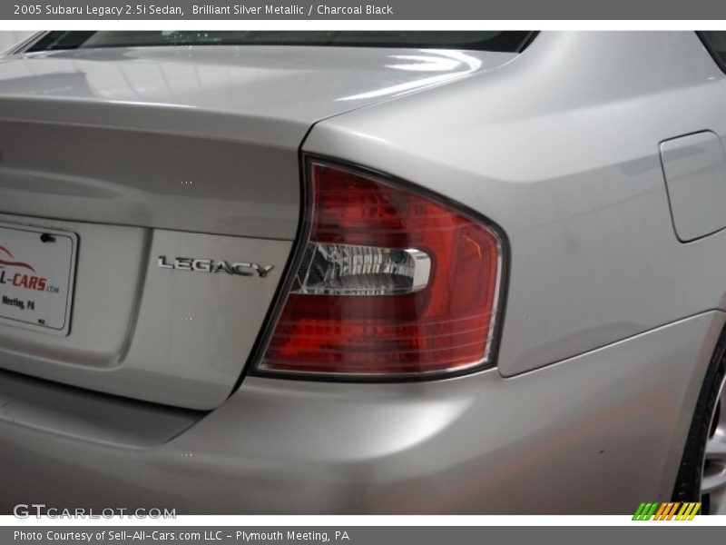 Brilliant Silver Metallic / Charcoal Black 2005 Subaru Legacy 2.5i Sedan