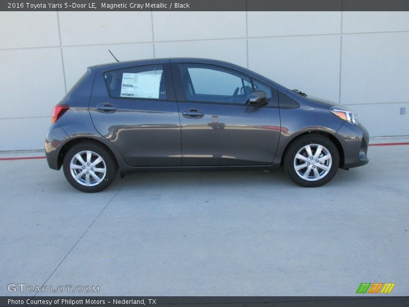  2016 Yaris 5-Door LE Magnetic Gray Metallic