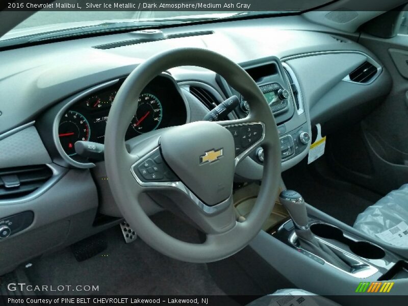 Silver Ice Metallic / Dark Atmosphere/Medium Ash Gray 2016 Chevrolet Malibu L