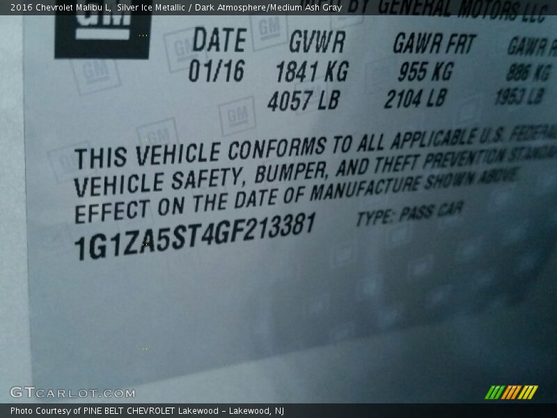 Silver Ice Metallic / Dark Atmosphere/Medium Ash Gray 2016 Chevrolet Malibu L