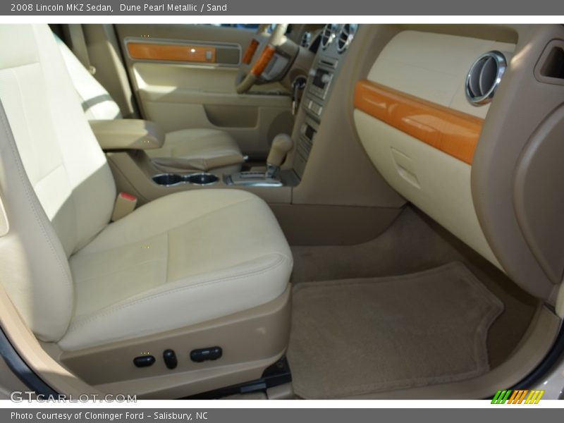 Dune Pearl Metallic / Sand 2008 Lincoln MKZ Sedan
