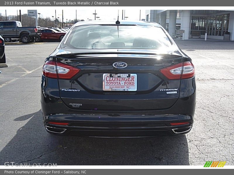 Tuxedo Black Metallic / Charcoal Black 2013 Ford Fusion Titanium