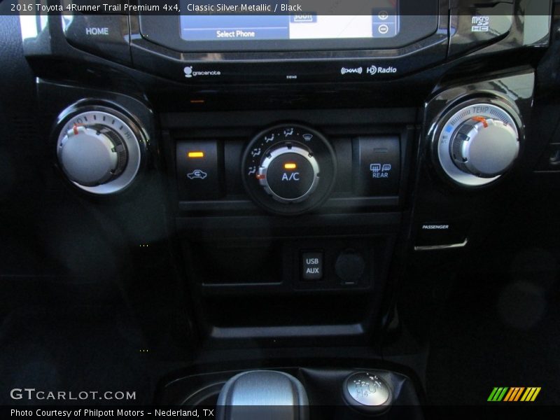 Classic Silver Metallic / Black 2016 Toyota 4Runner Trail Premium 4x4