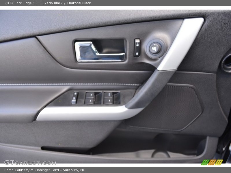 Tuxedo Black / Charcoal Black 2014 Ford Edge SE
