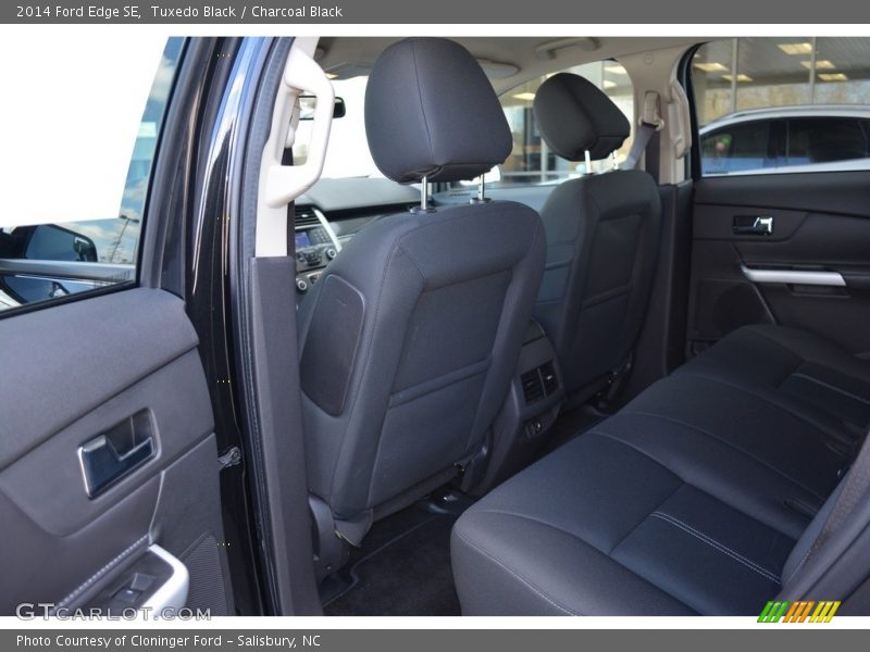 Tuxedo Black / Charcoal Black 2014 Ford Edge SE